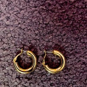 Chunky gold hoop earrings, never worn!!!